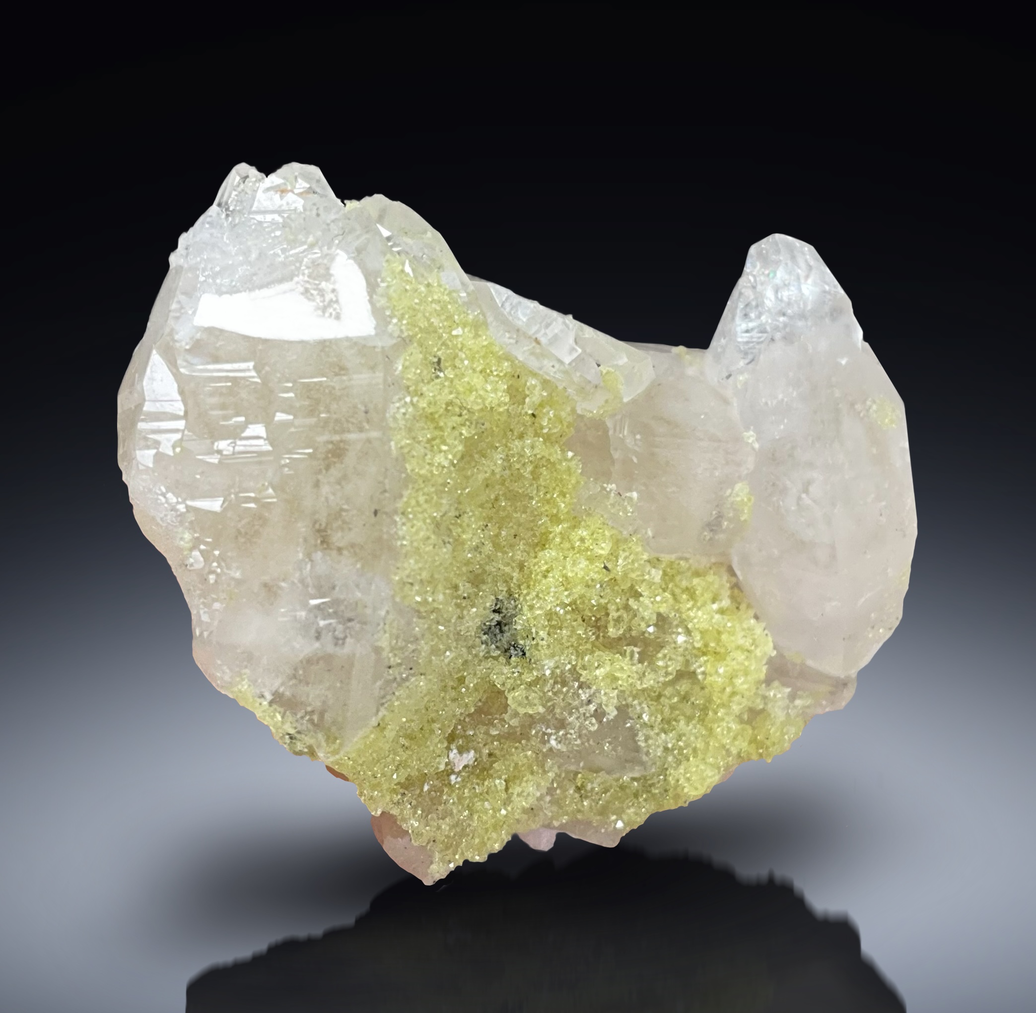 Ettringite on Calcite